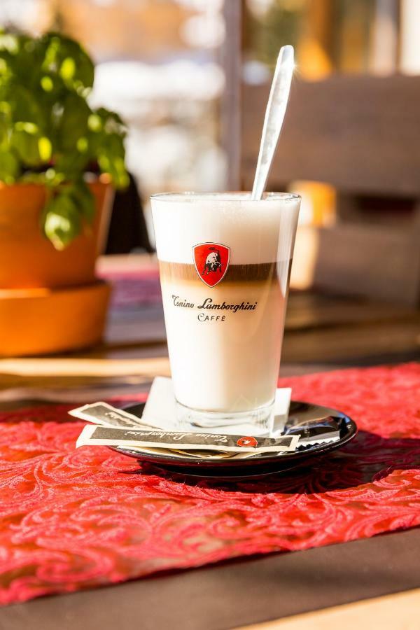 茜茜公园酒店 拉赫陶 外观 照片